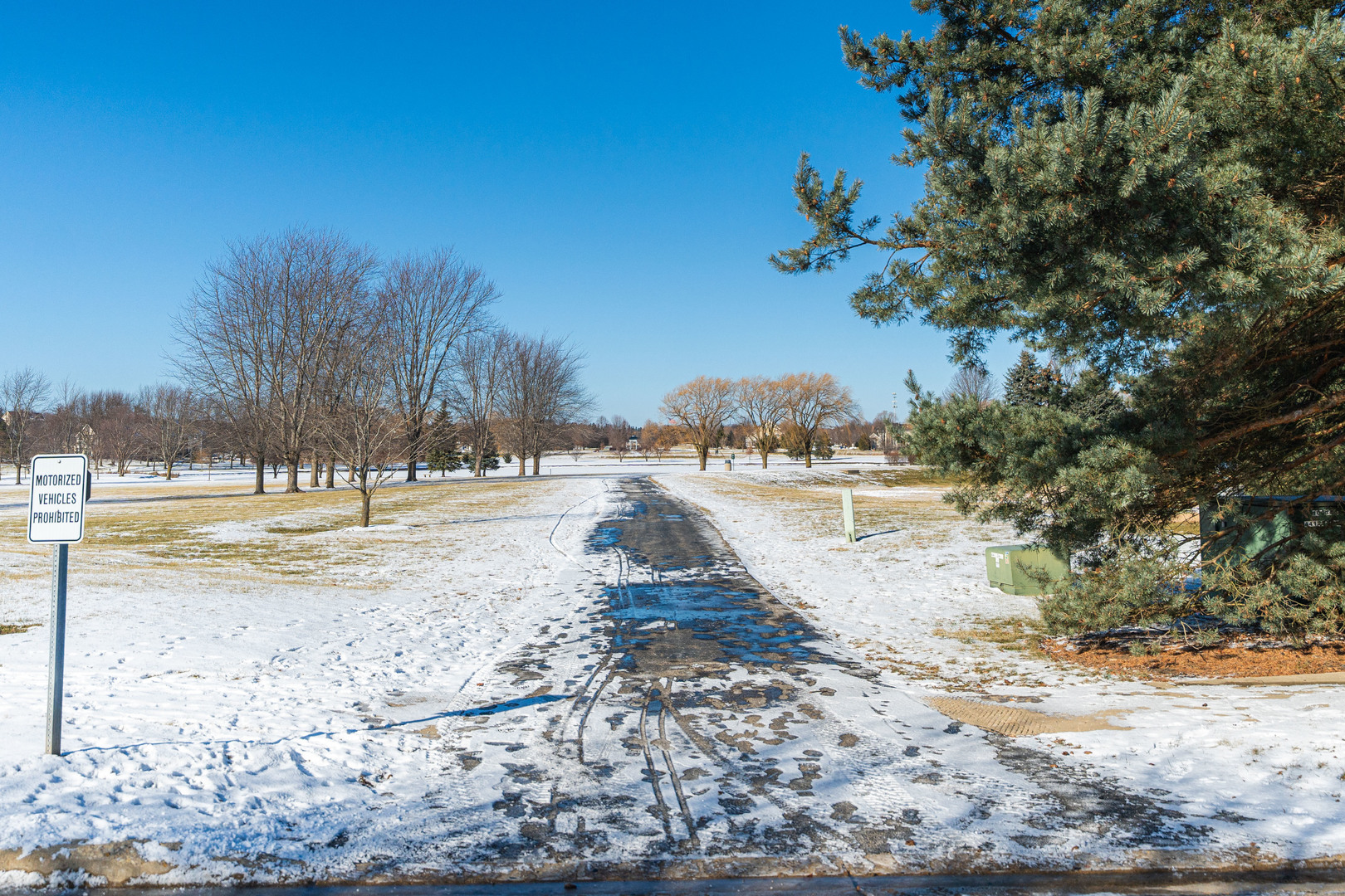 39W622 Henry David Thoreau Place