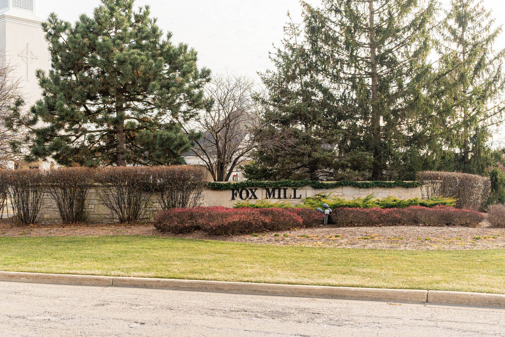 39W622 Henry David Thoreau Place