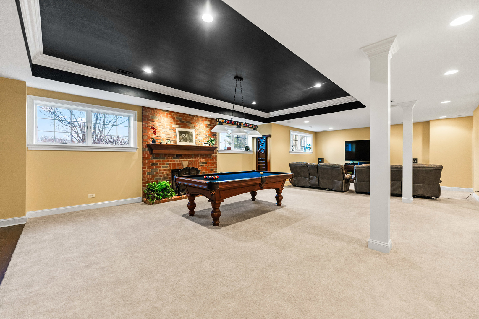 39W622 Henry David Thoreau Place