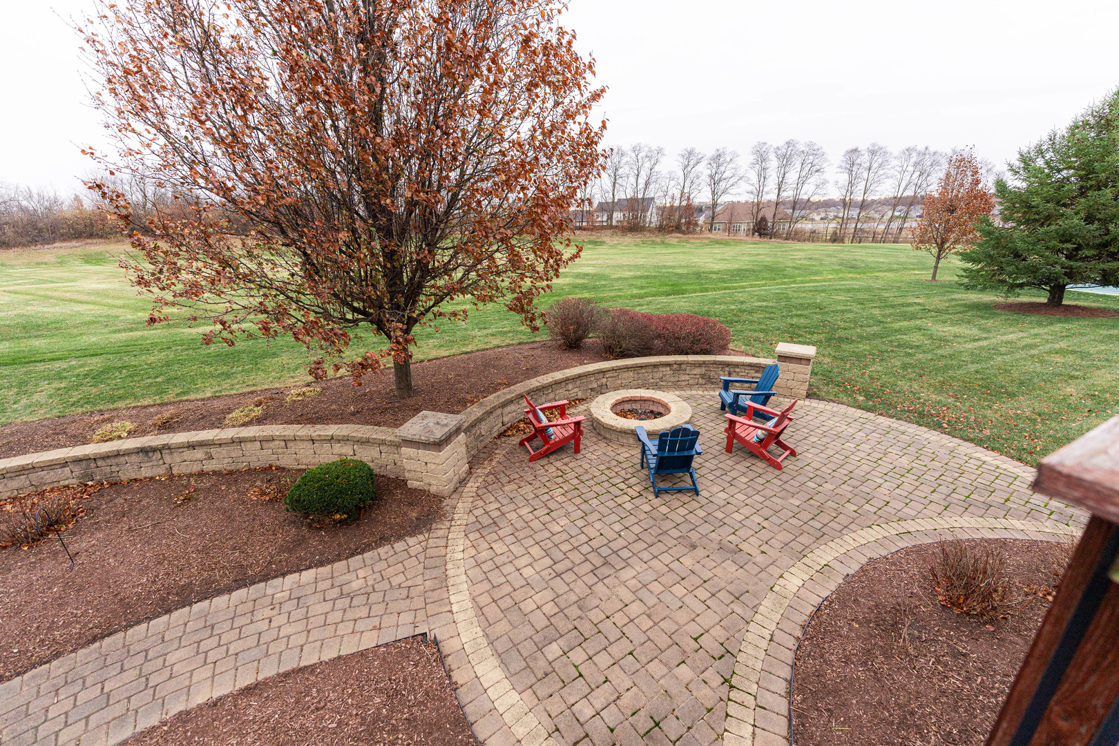 39W622 Henry David Thoreau Place