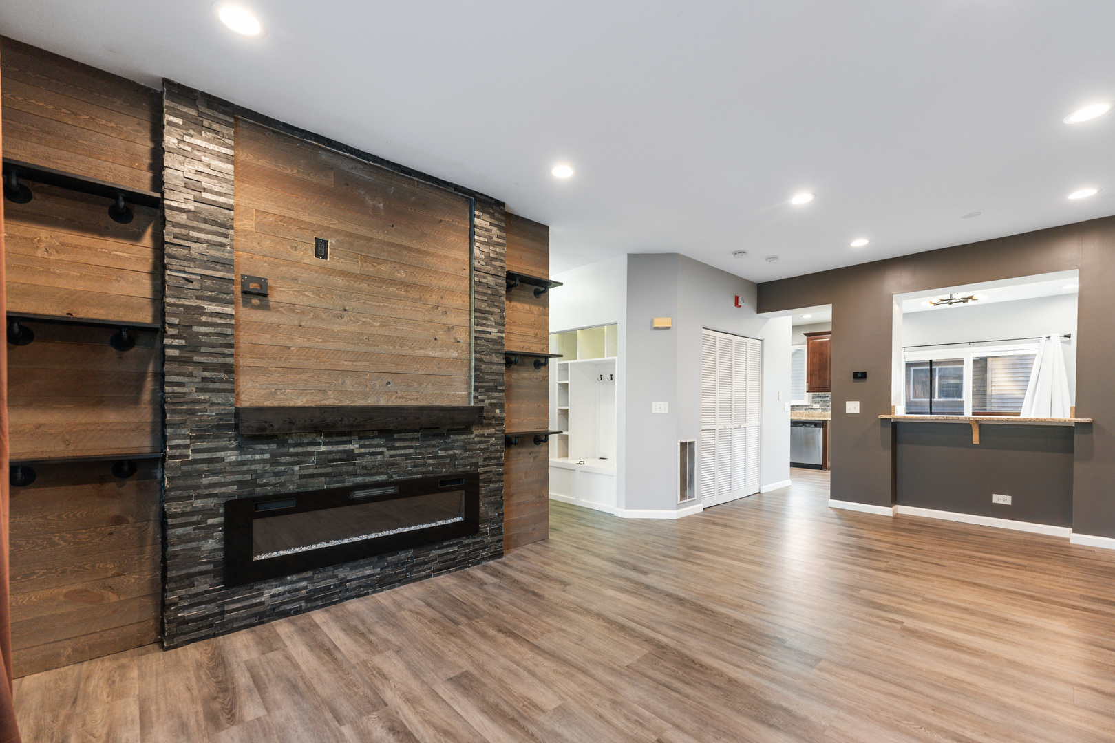 11S481 Rachael Court