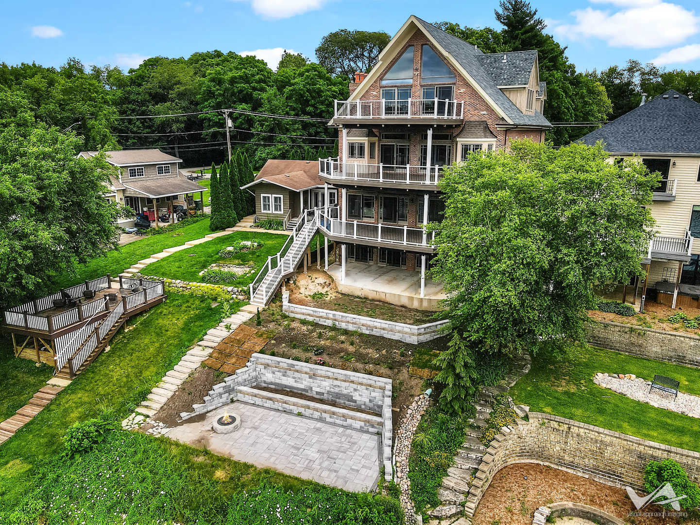 6N048 Riverside Drive