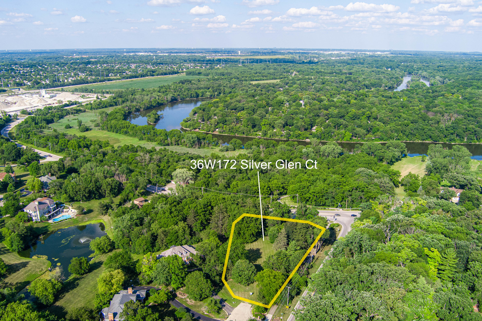 36W172 Silver Glen Court
