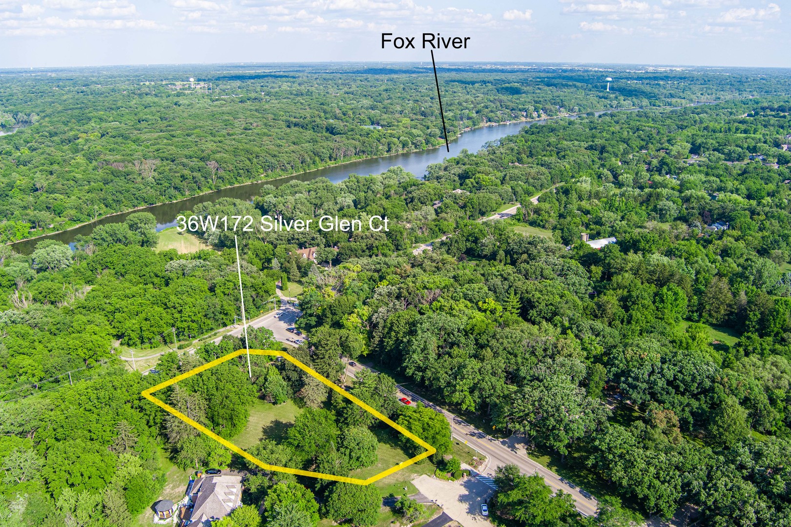 36W172 Silver Glen Court