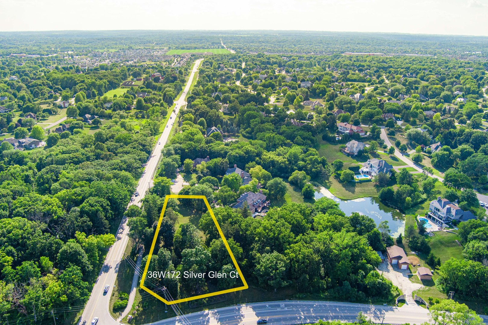 36W172 Silver Glen Court