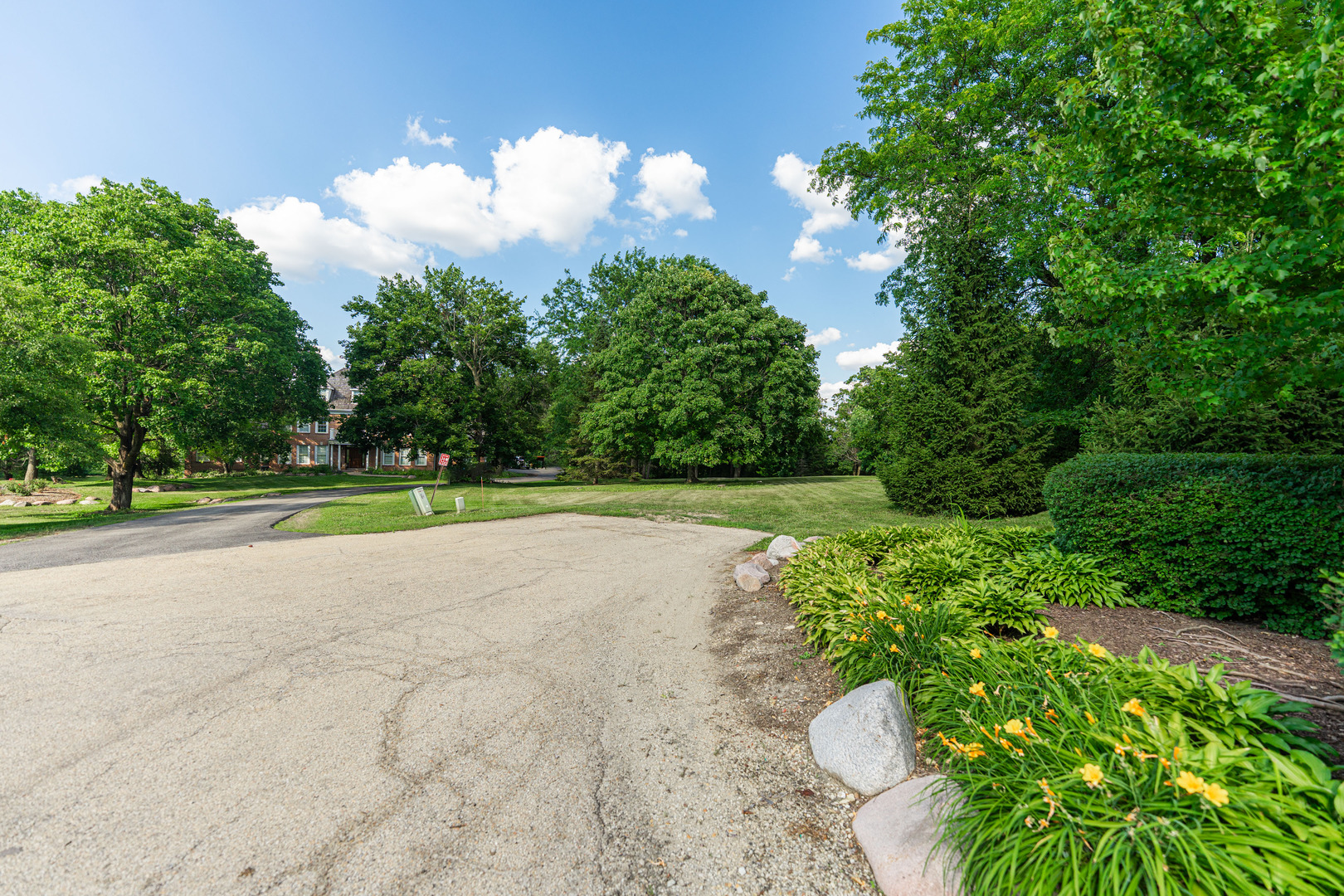 36W172 Silver Glen Court