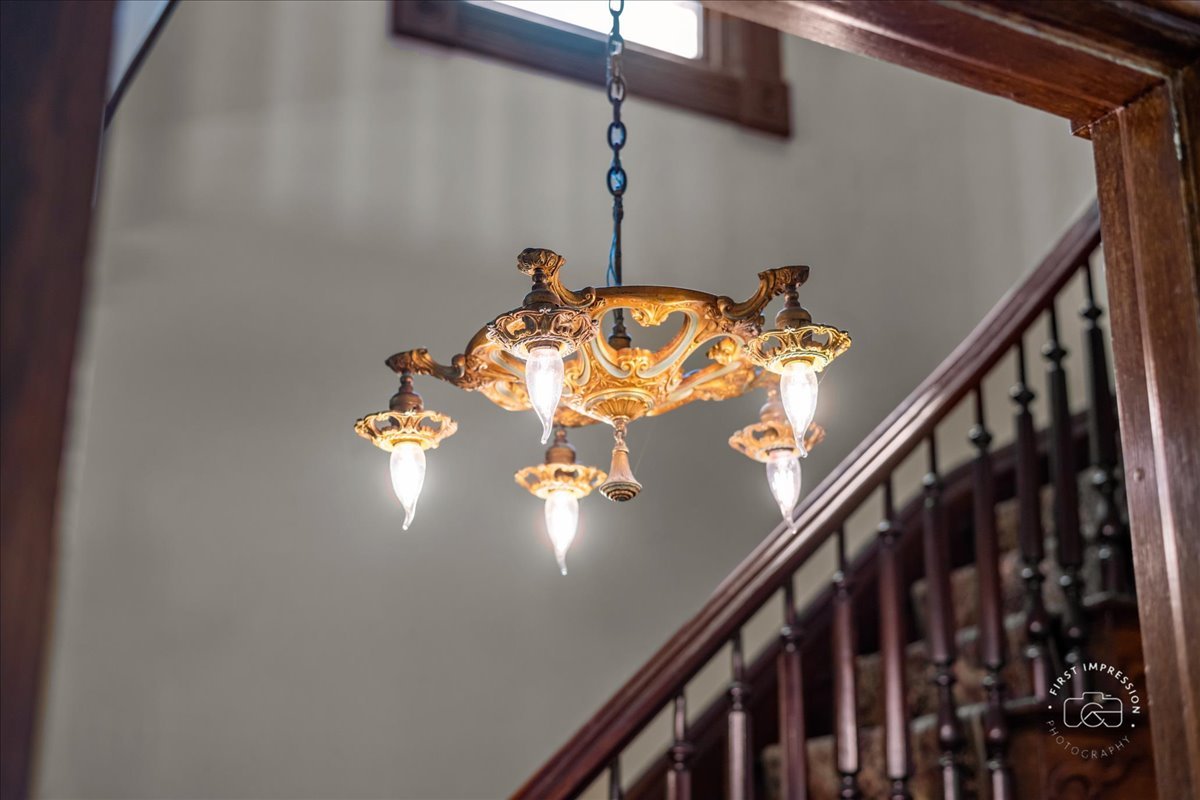 123 N Prairie Street