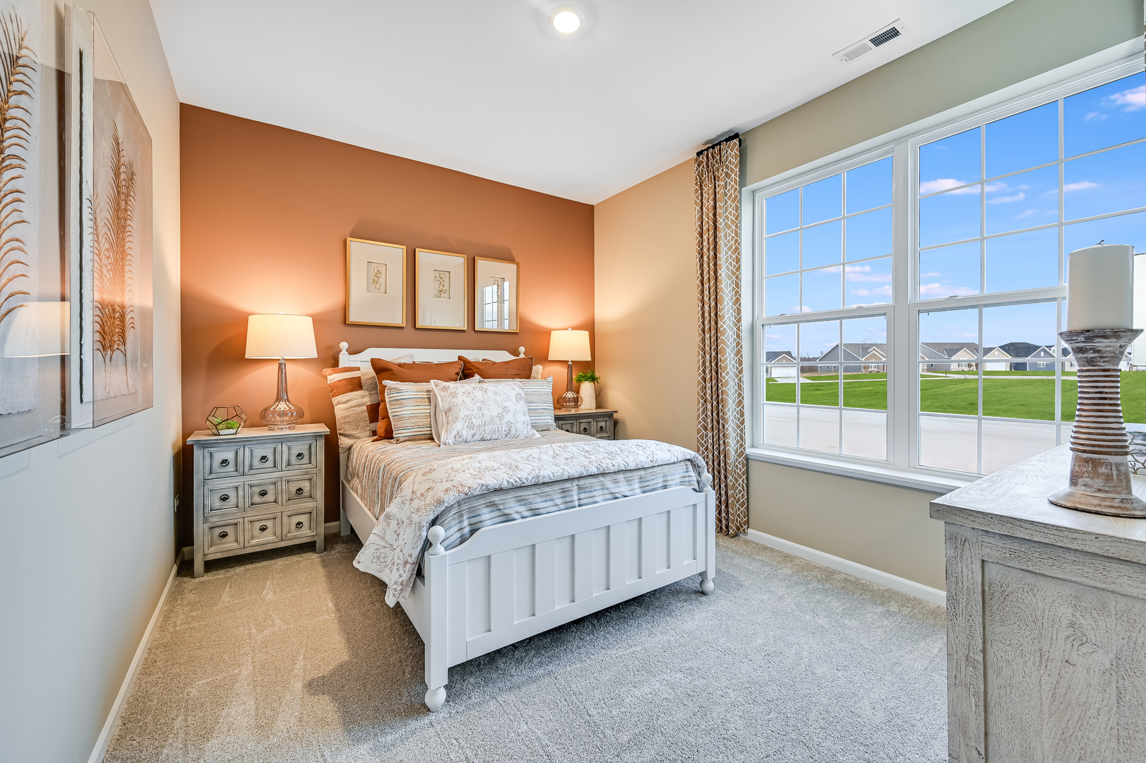 1055 Greenleaf Street