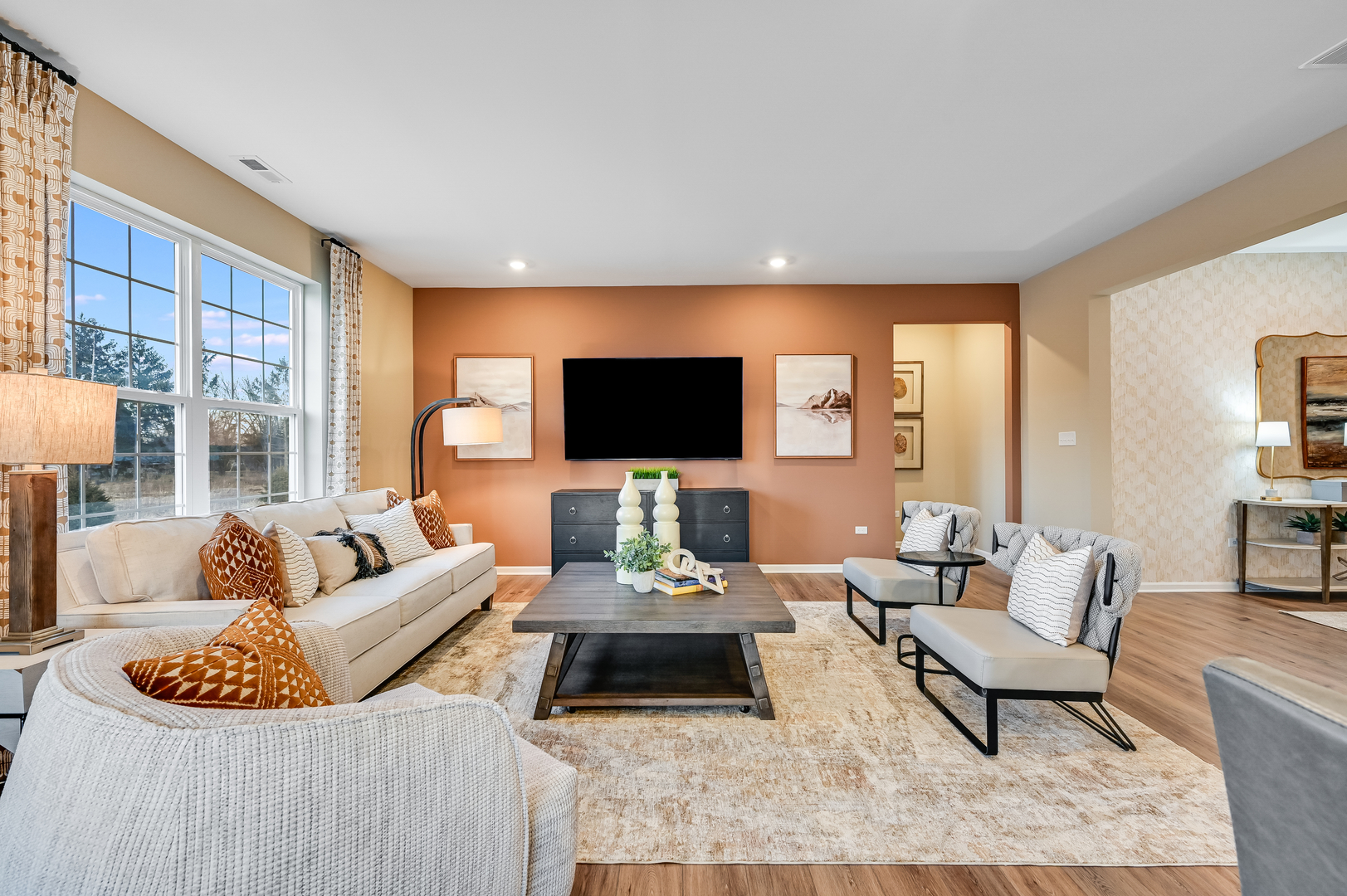 1055 Greenleaf Street