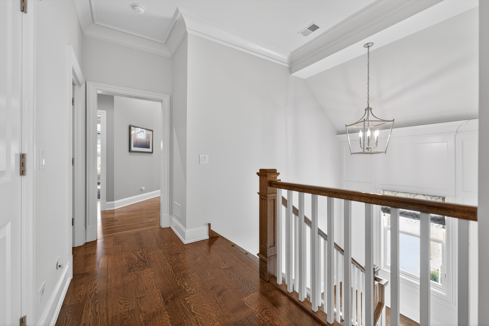 39W162 Long Meadow Lane