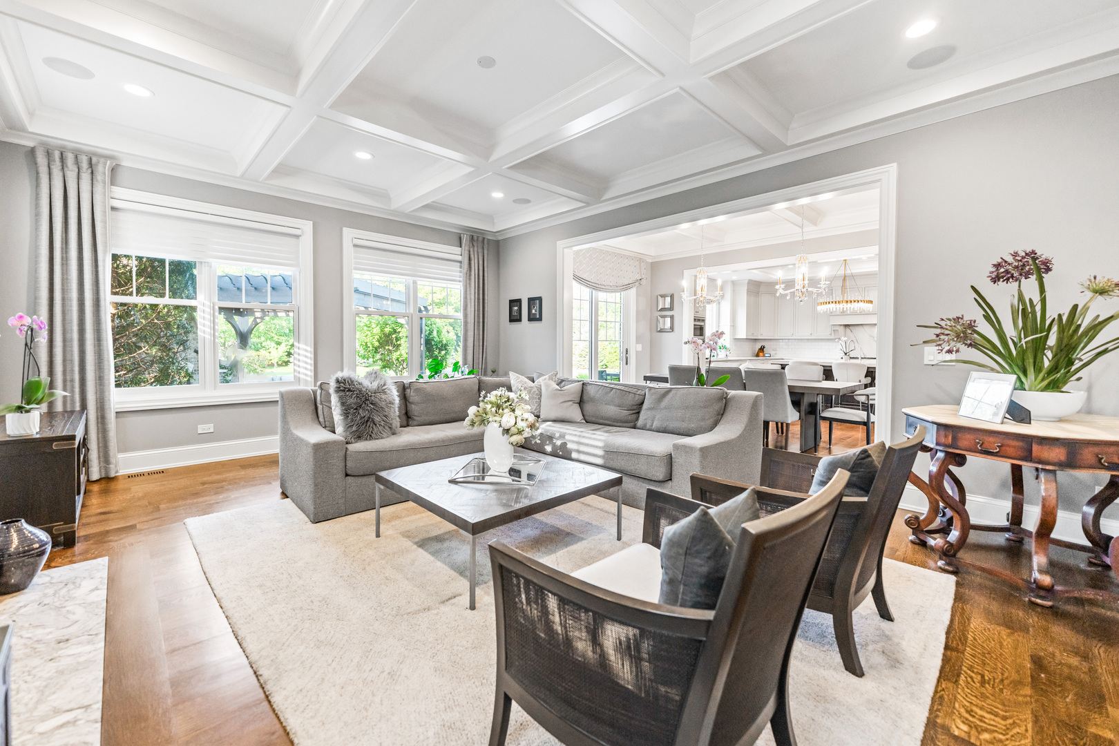 39W162 Long Meadow Lane