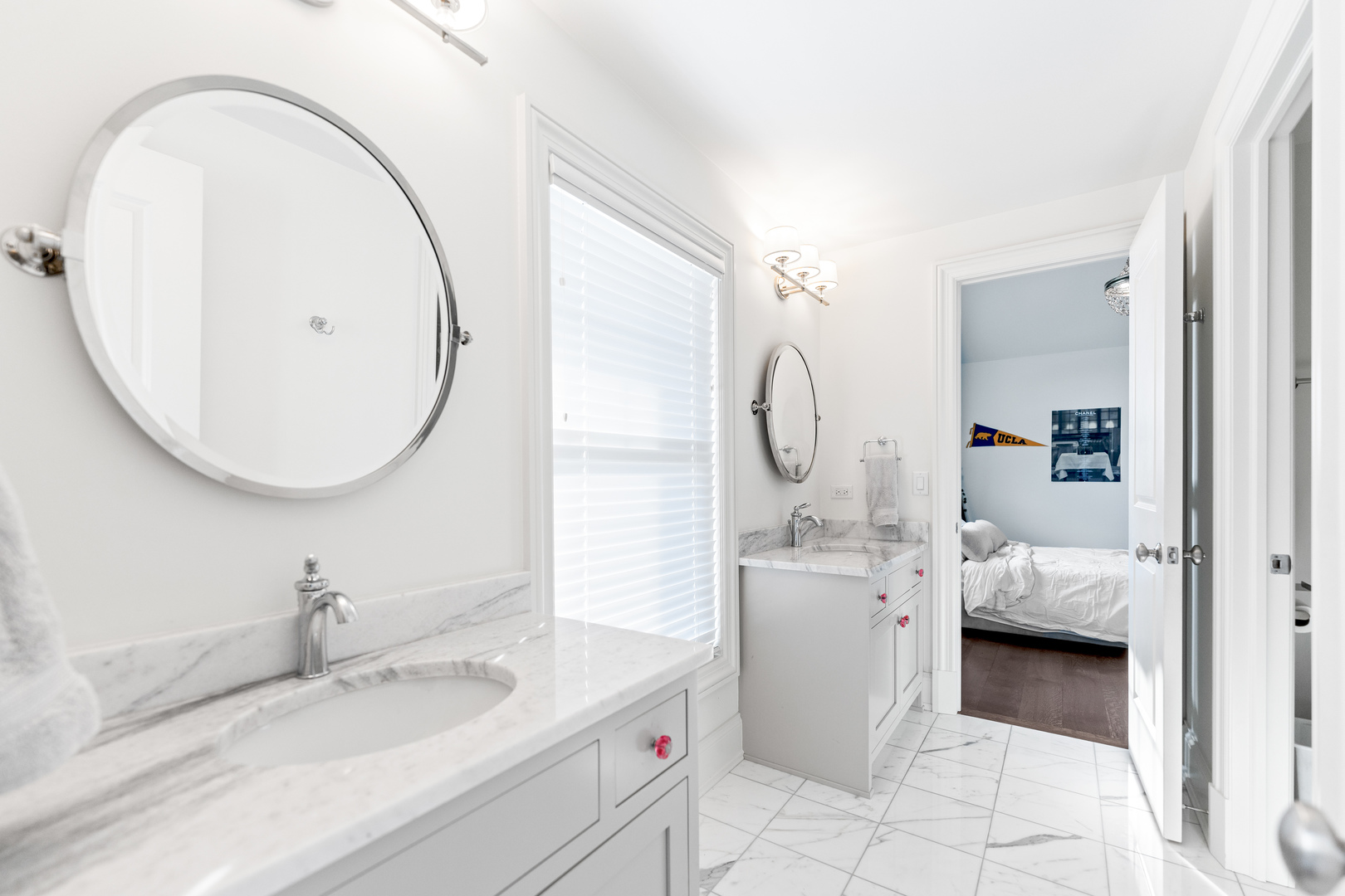 39W162 Long Meadow Lane