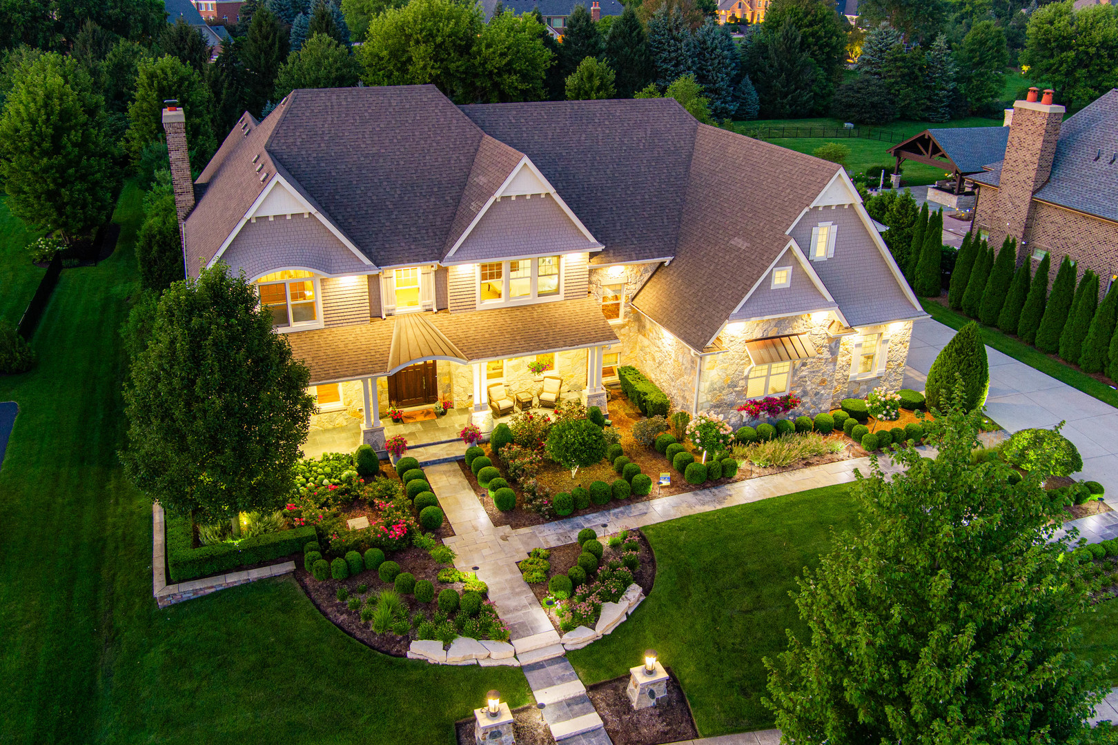 39W162 Long Meadow Lane