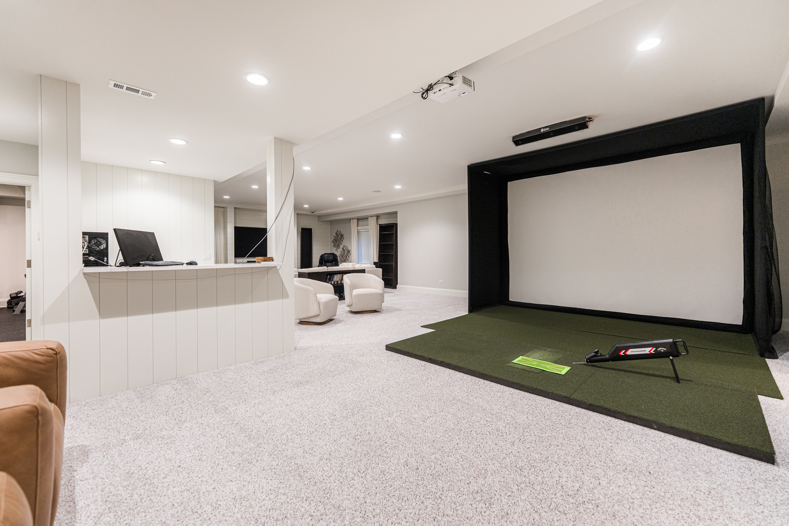 39W162 Long Meadow Lane