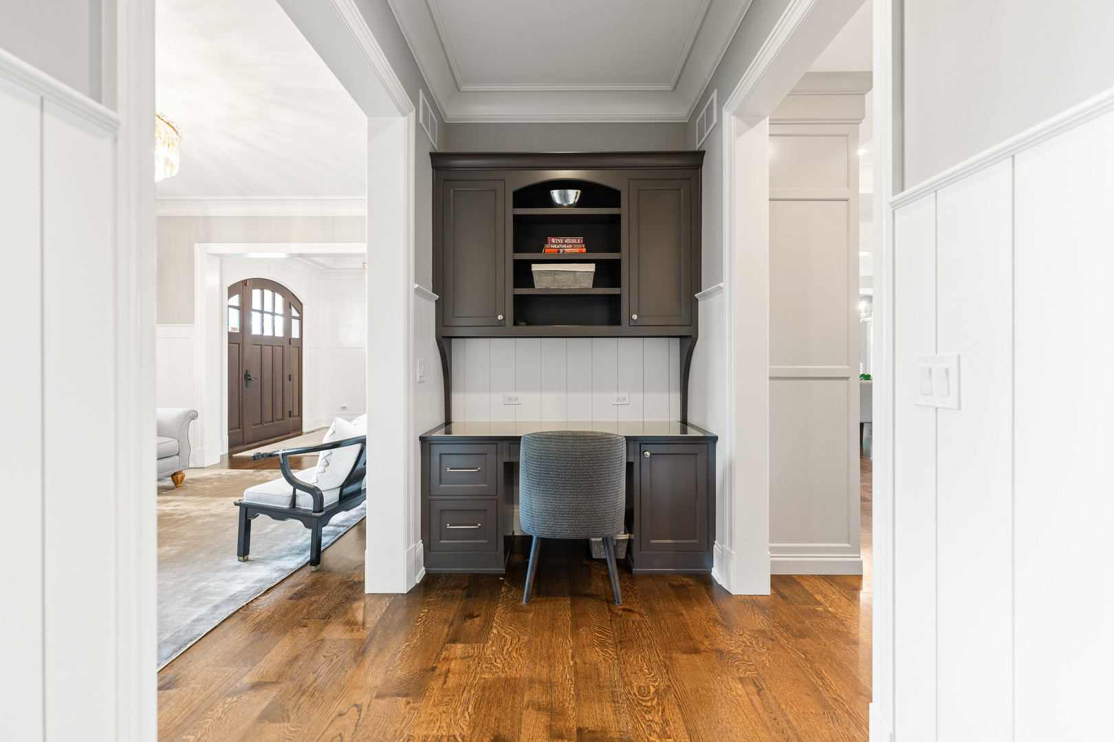 39W162 Long Meadow Lane