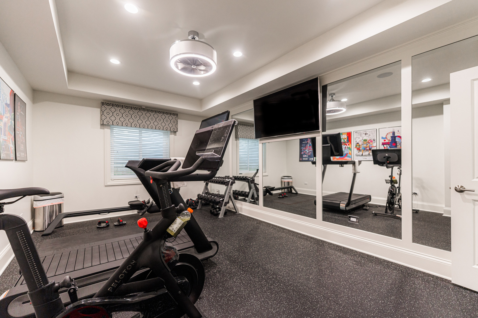 39W162 Long Meadow Lane