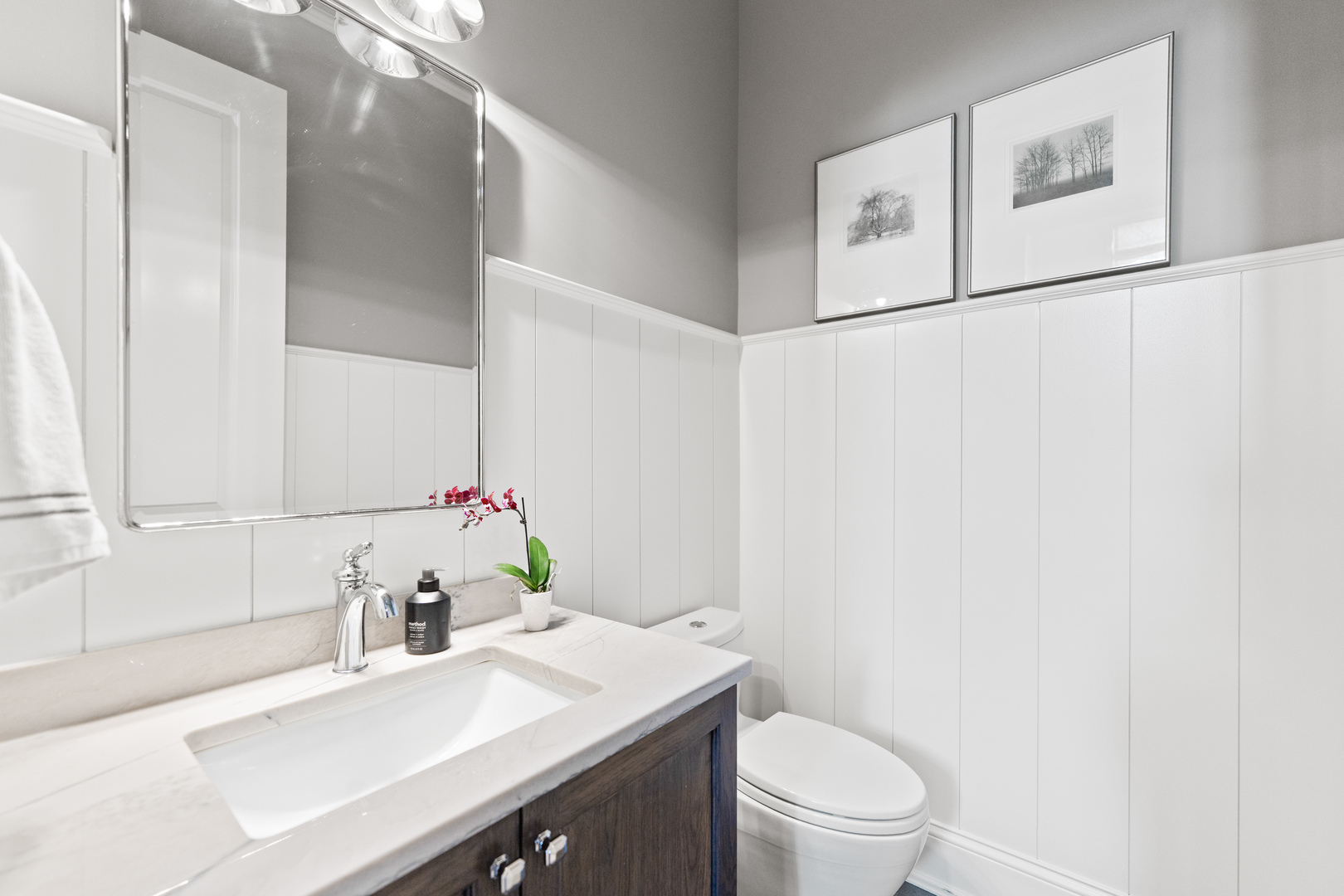 39W162 Long Meadow Lane