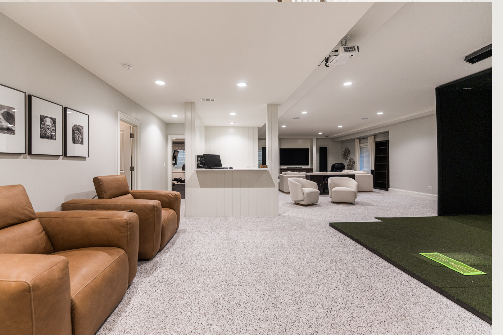 39W162 Long Meadow Lane