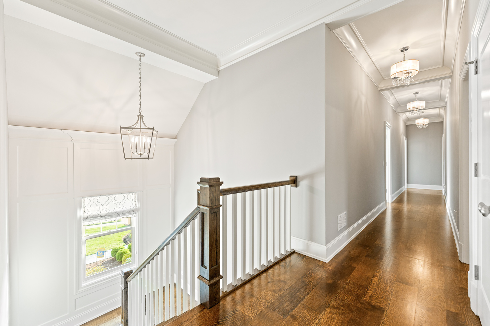 39W162 Long Meadow Lane