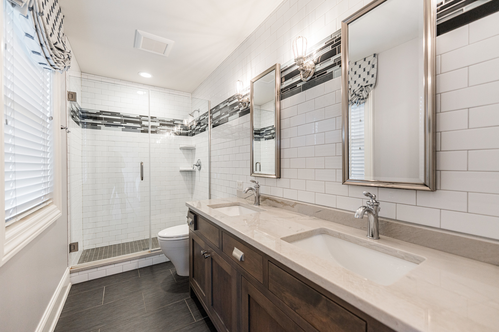 39W162 Long Meadow Lane