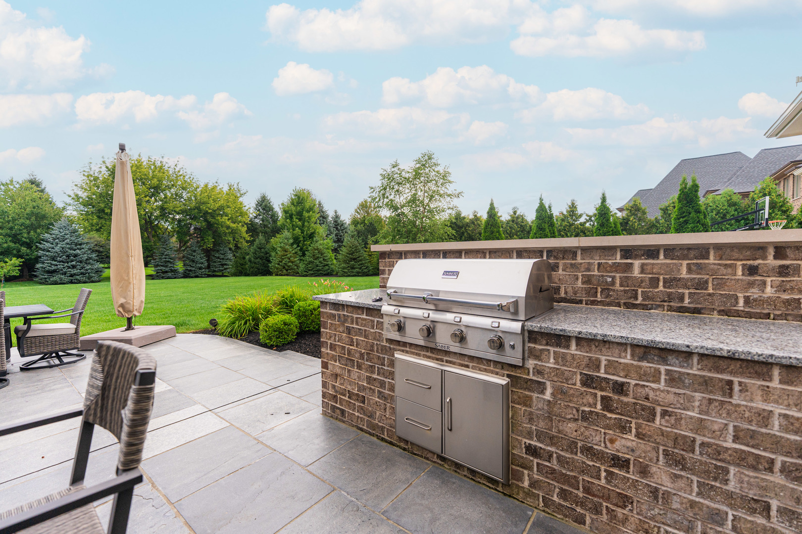 39W162 Long Meadow Lane