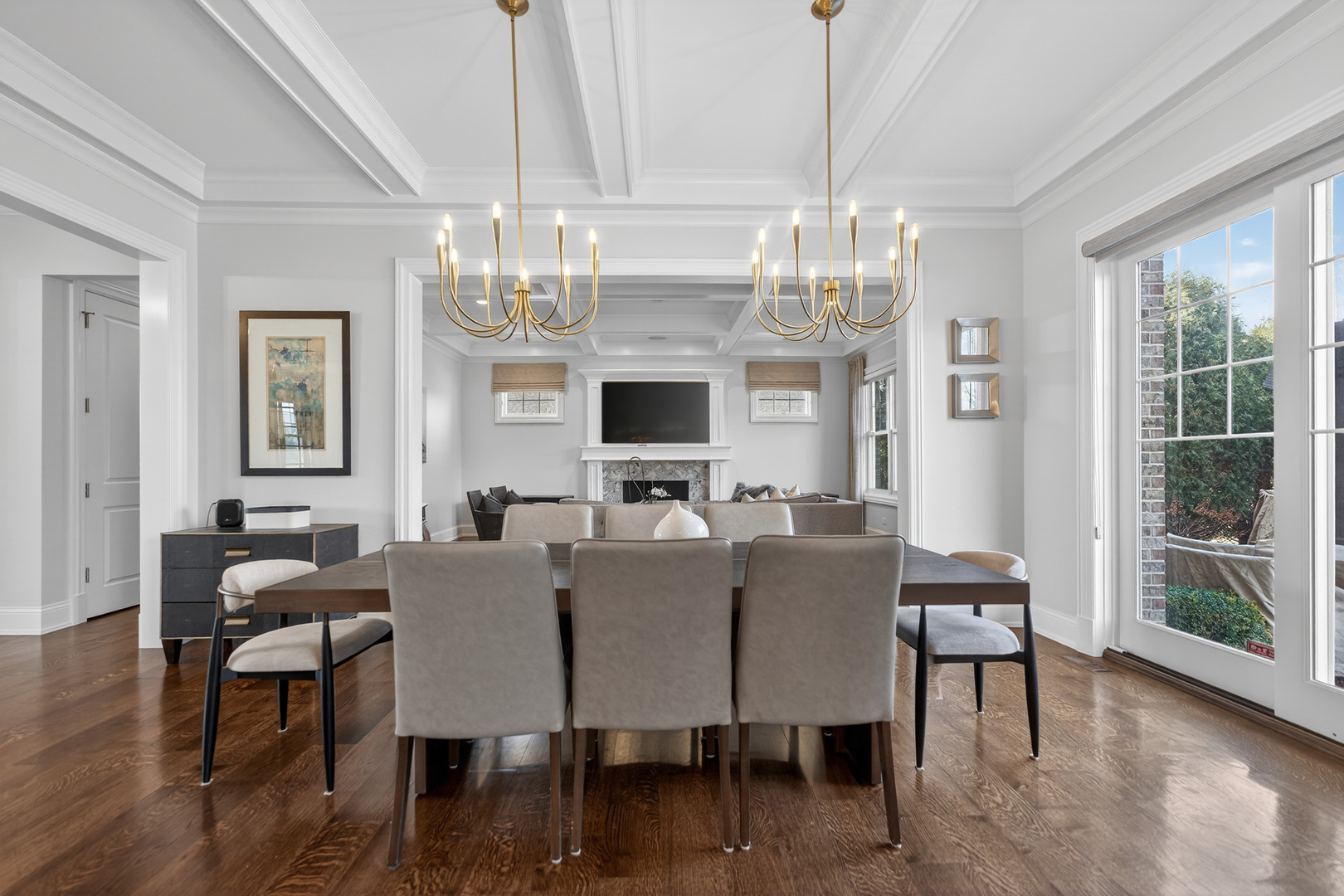 39W162 Long Meadow Lane