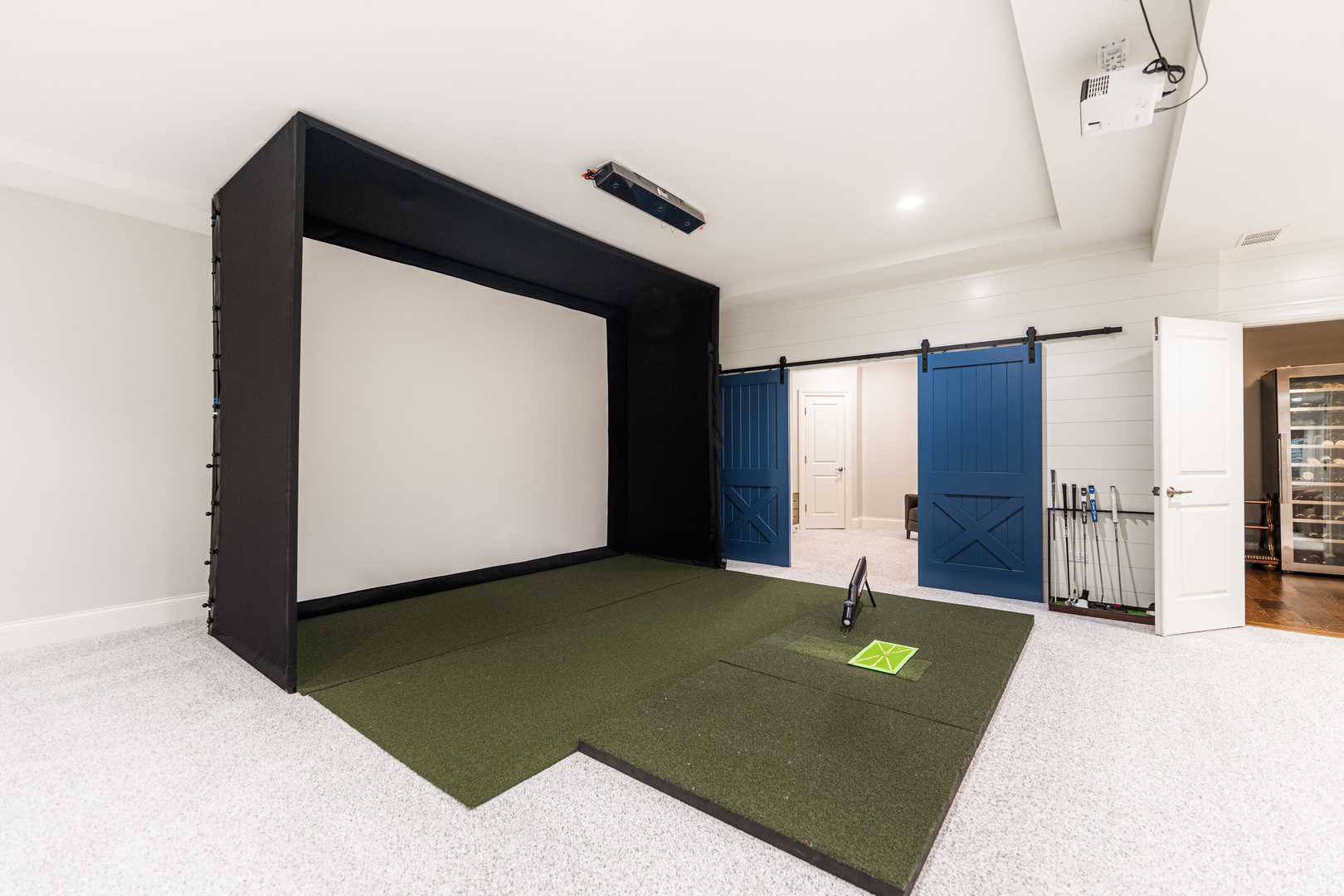 39W162 Long Meadow Lane