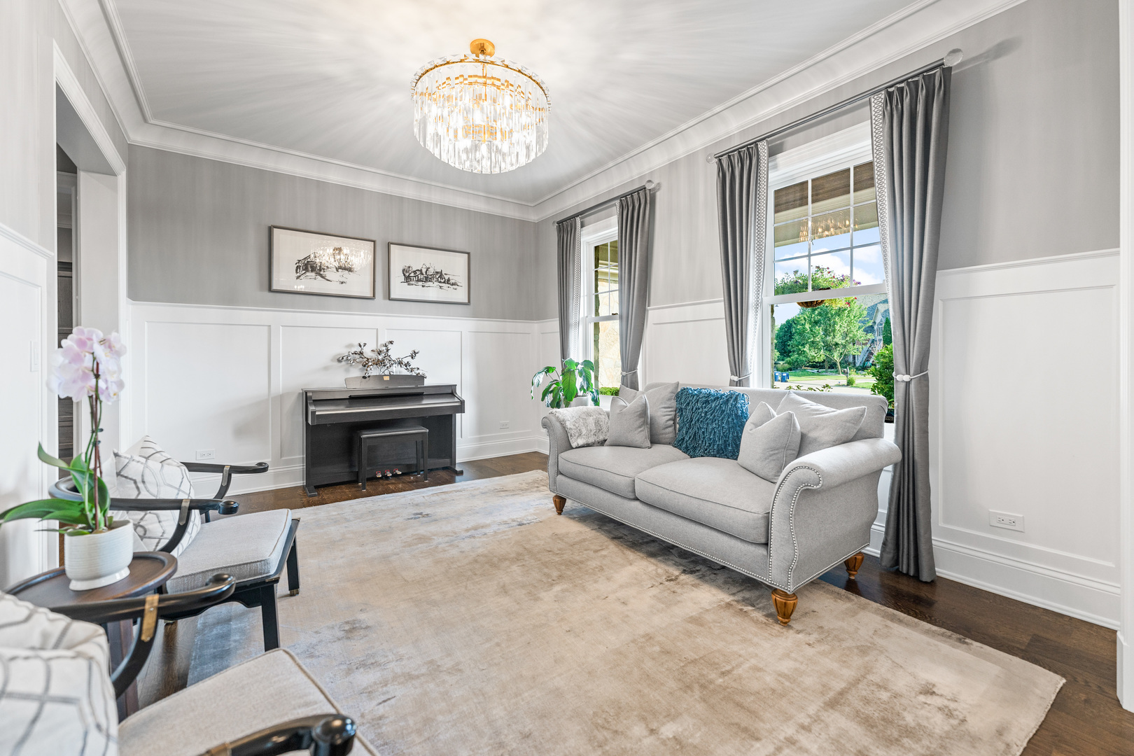 39W162 Long Meadow Lane