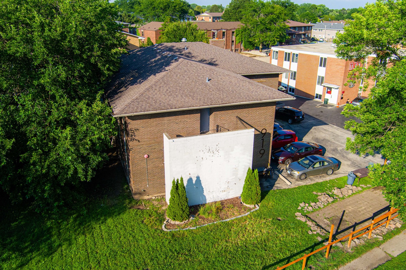 919 Greenbrier Road