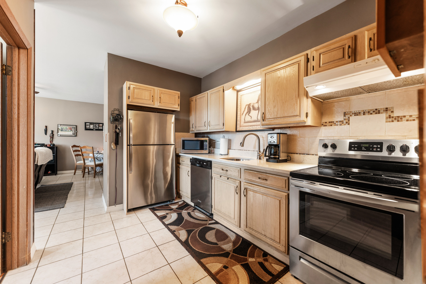 530 E Highland Avenue Unit: B-5