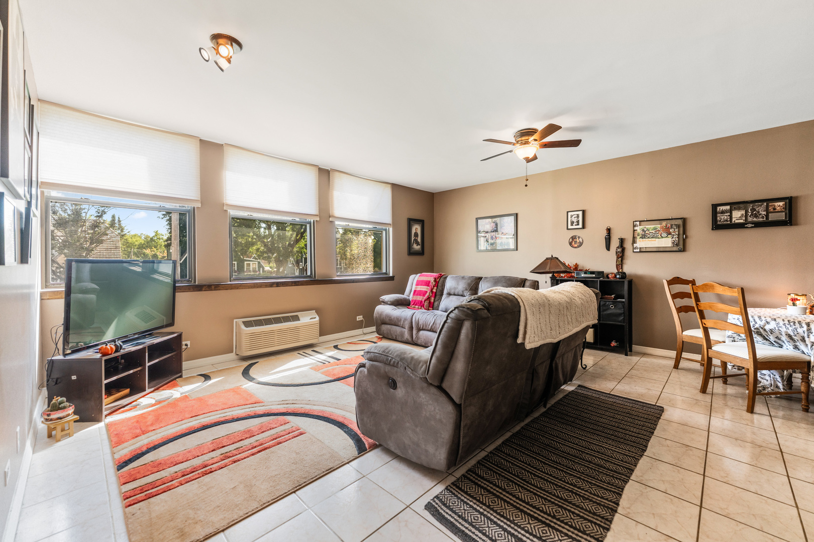 530 E Highland Avenue Unit: B-5