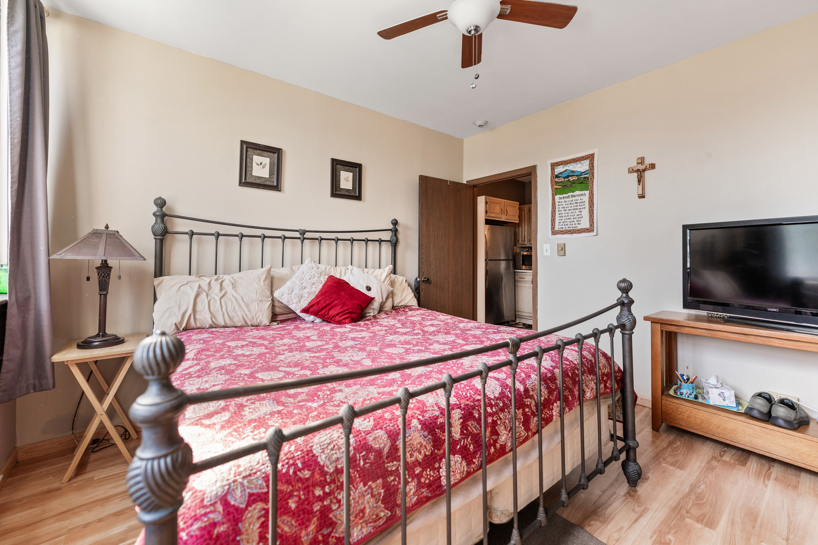 530 E Highland Avenue Unit: B-5