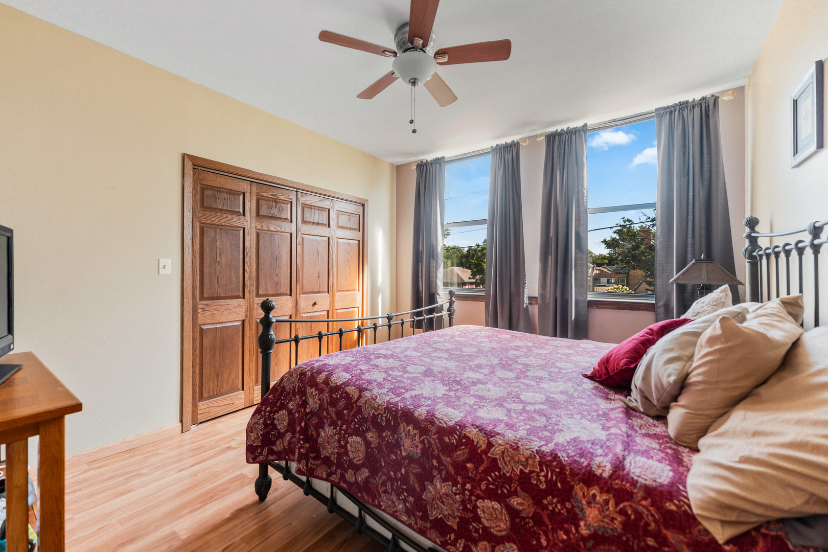 530 E Highland Avenue Unit: B-5