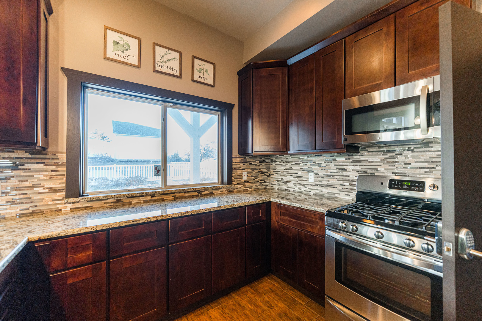 3N985 Walt Whitman Road