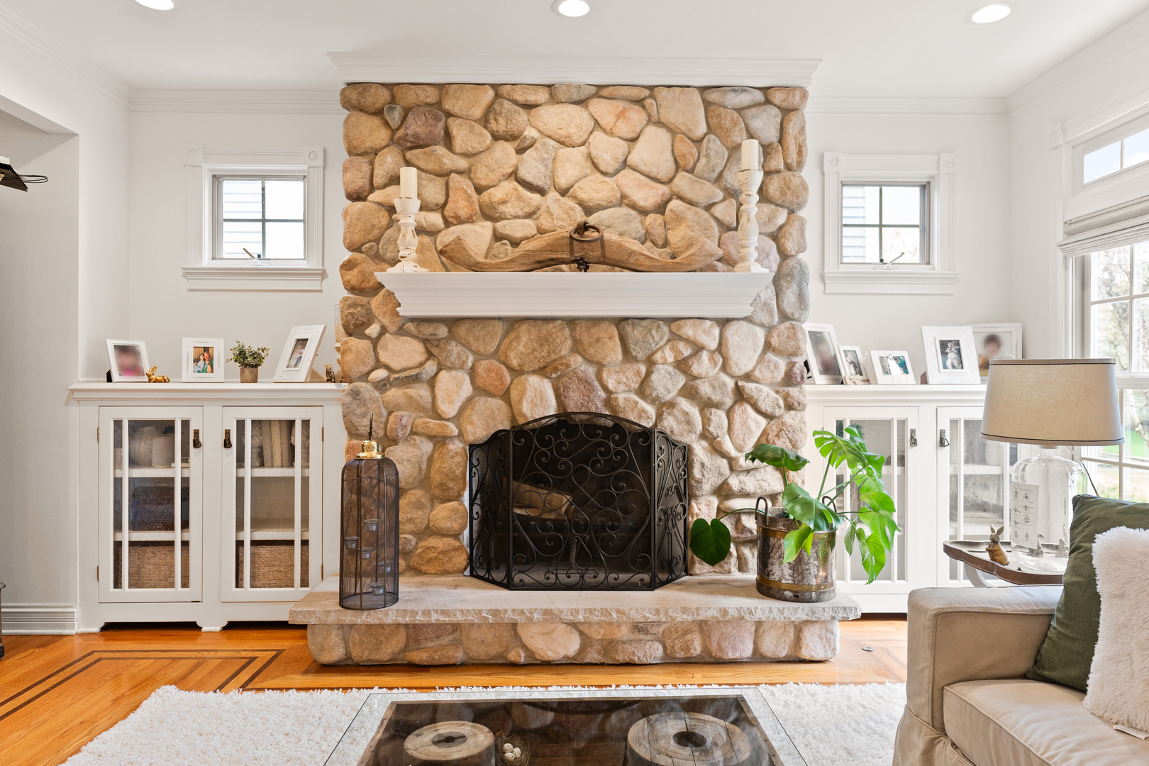3N985 Walt Whitman Road