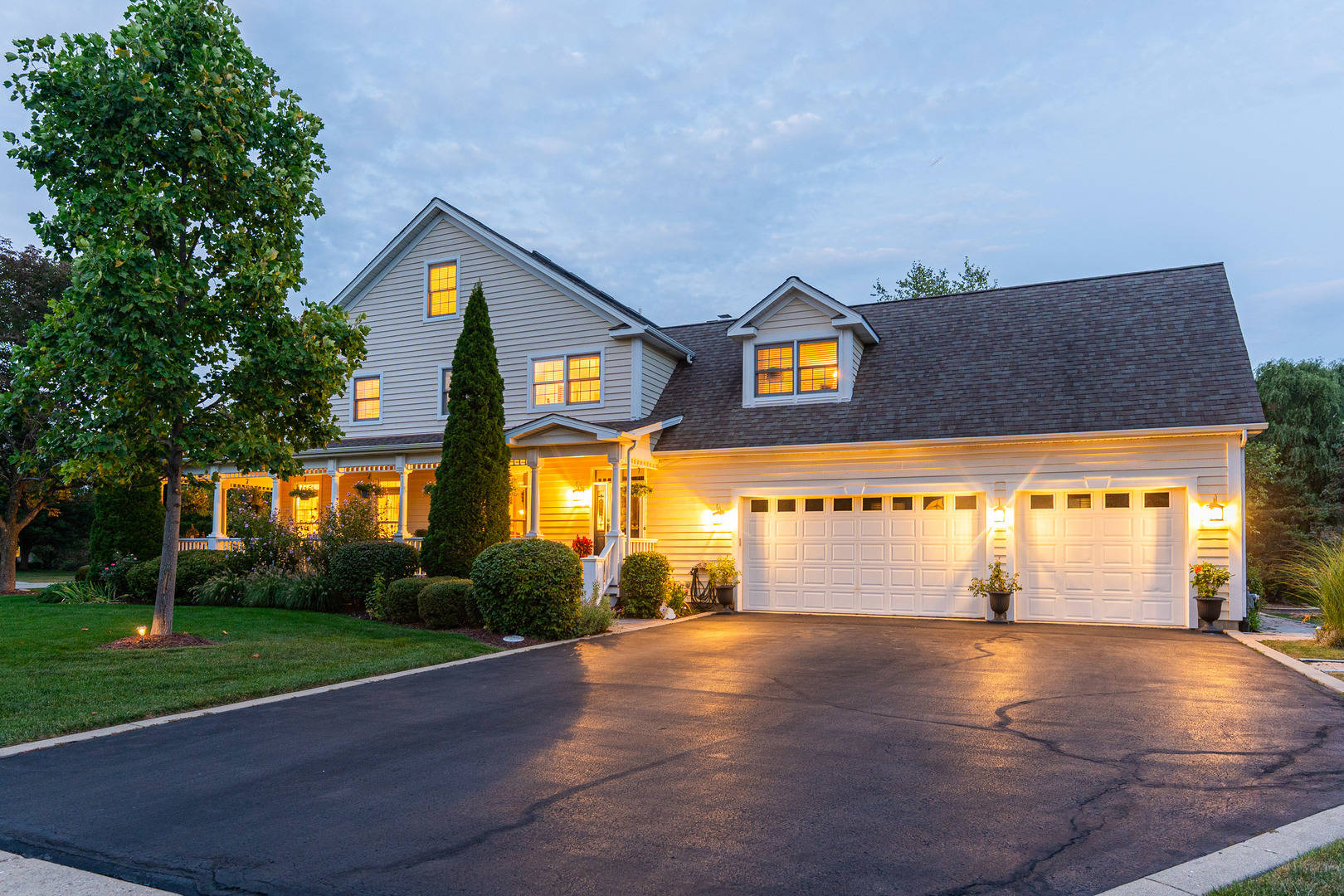 3N985 Walt Whitman Road