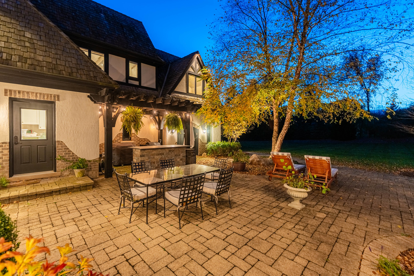 4N922 Dover Hill Road