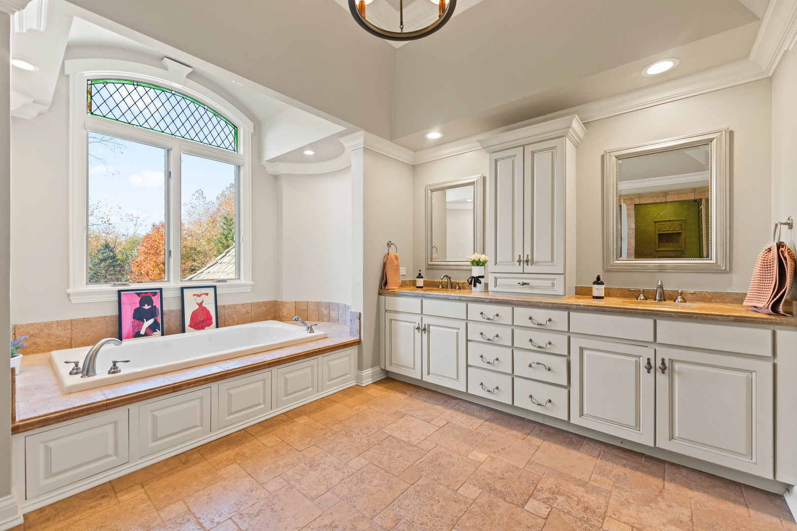 4N922 Dover Hill Road