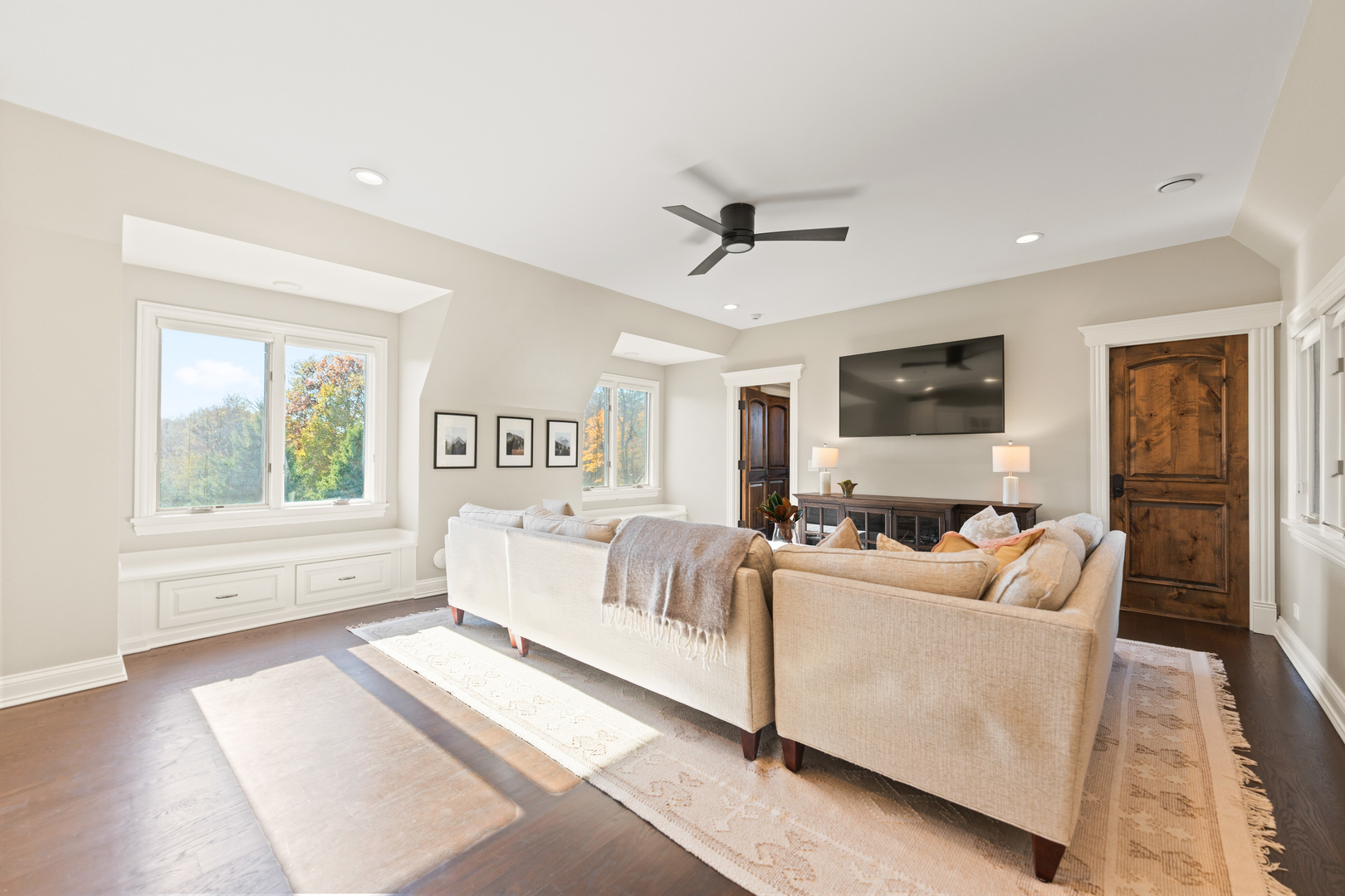 4N922 Dover Hill Road