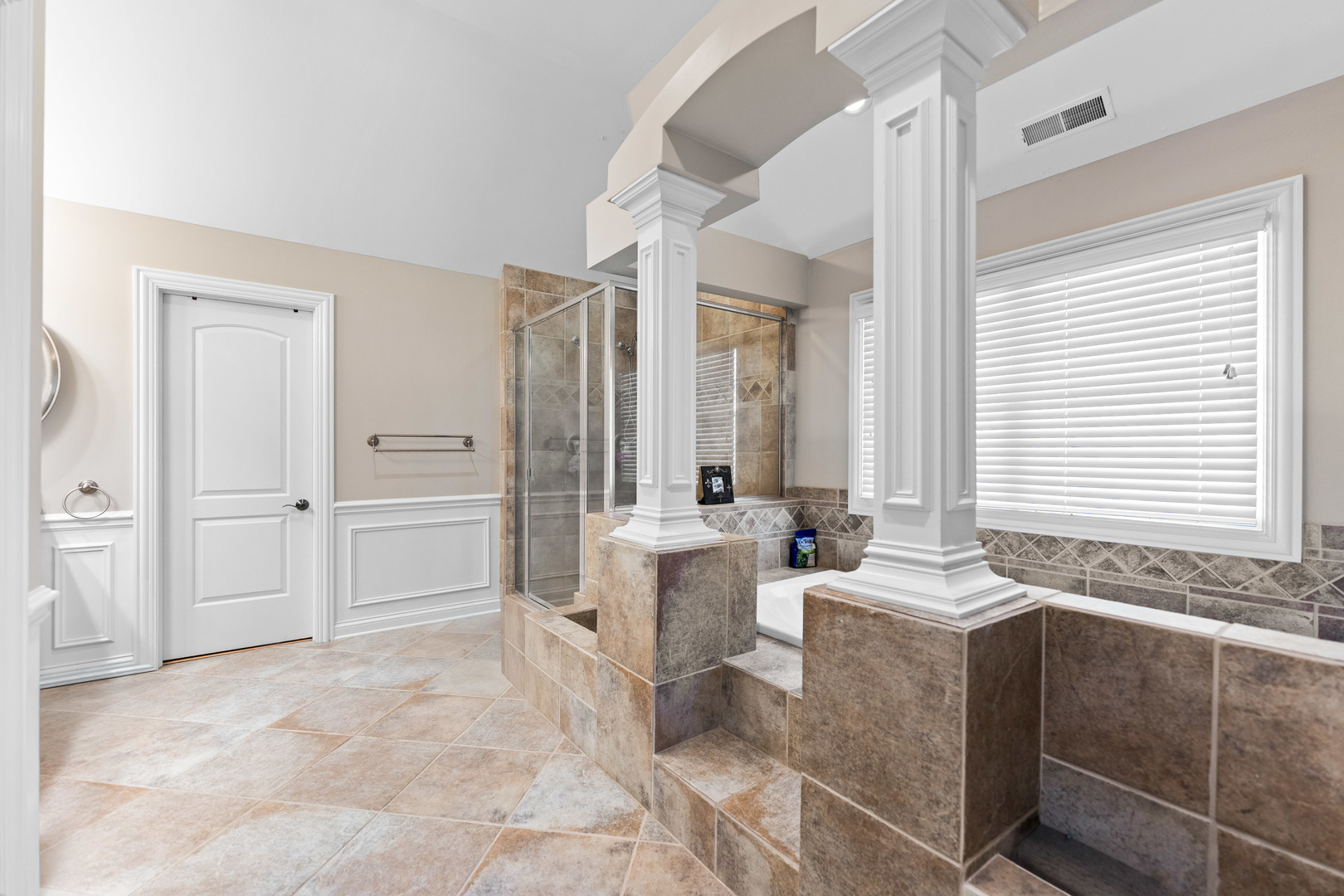 3N943 Ralph Waldo Emerson Lane