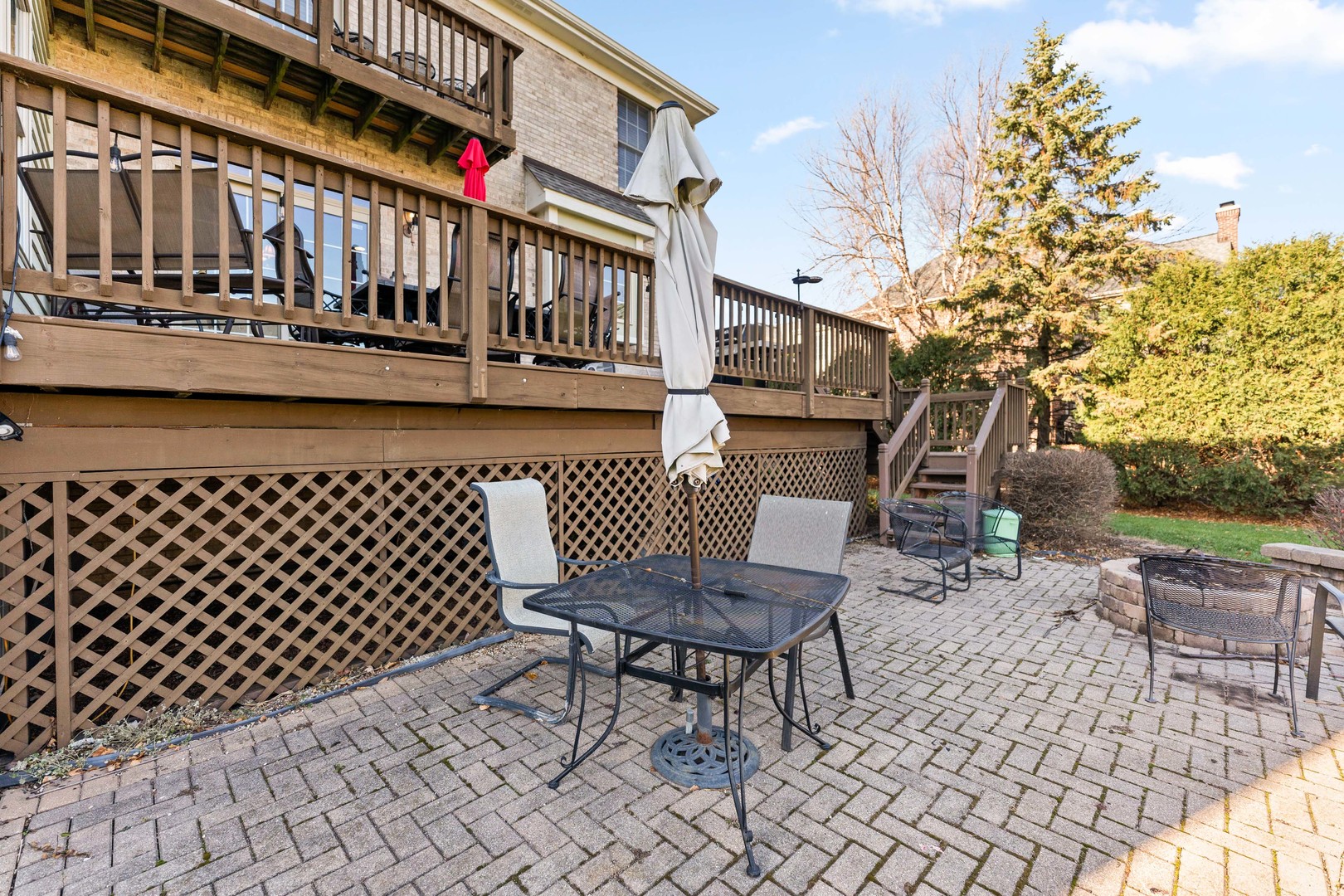 3N943 Ralph Waldo Emerson Lane