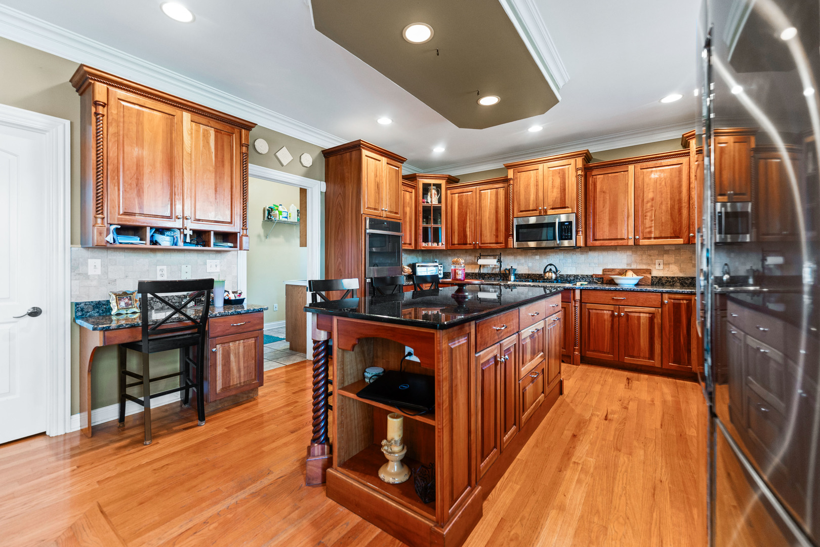 3N943 Ralph Waldo Emerson Lane