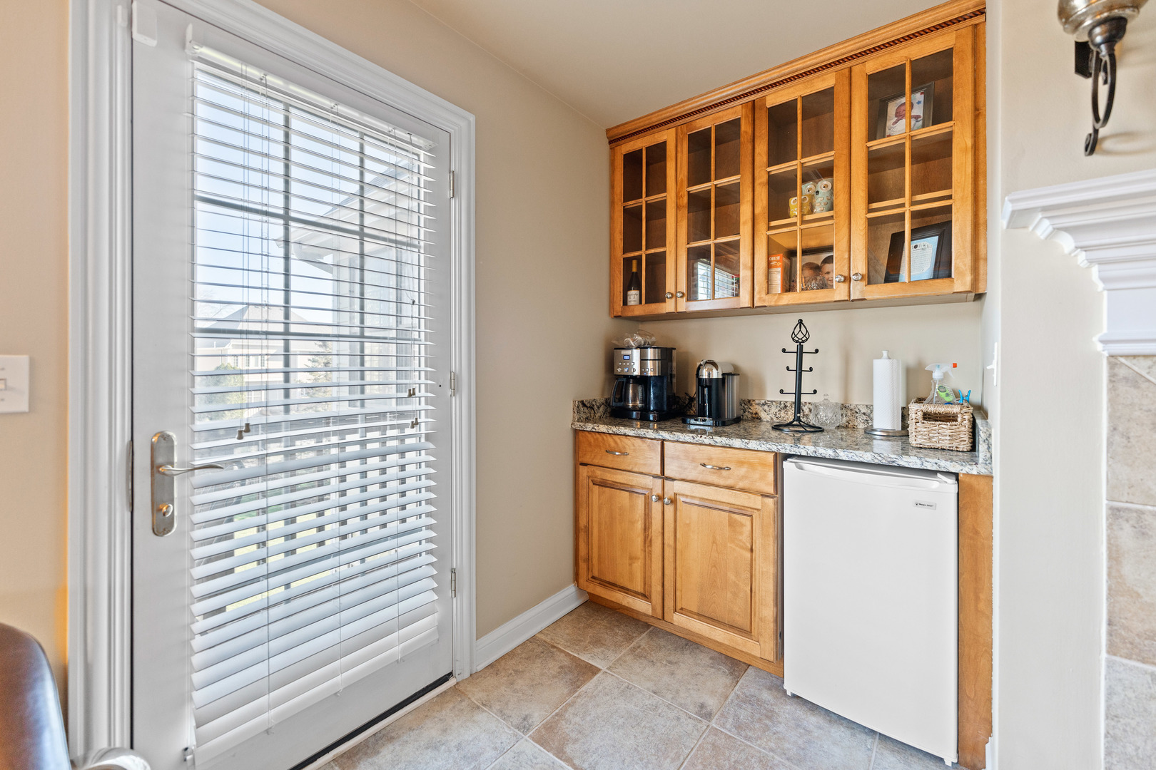 3N943 Ralph Waldo Emerson Lane