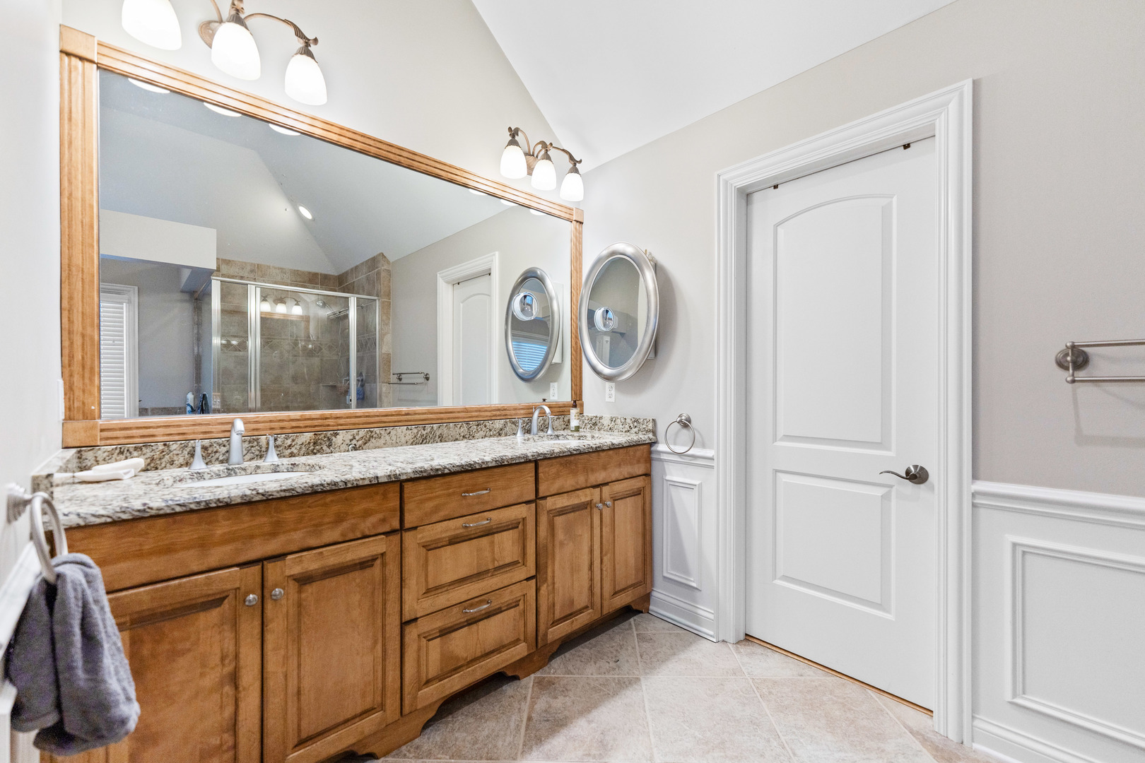 3N943 Ralph Waldo Emerson Lane