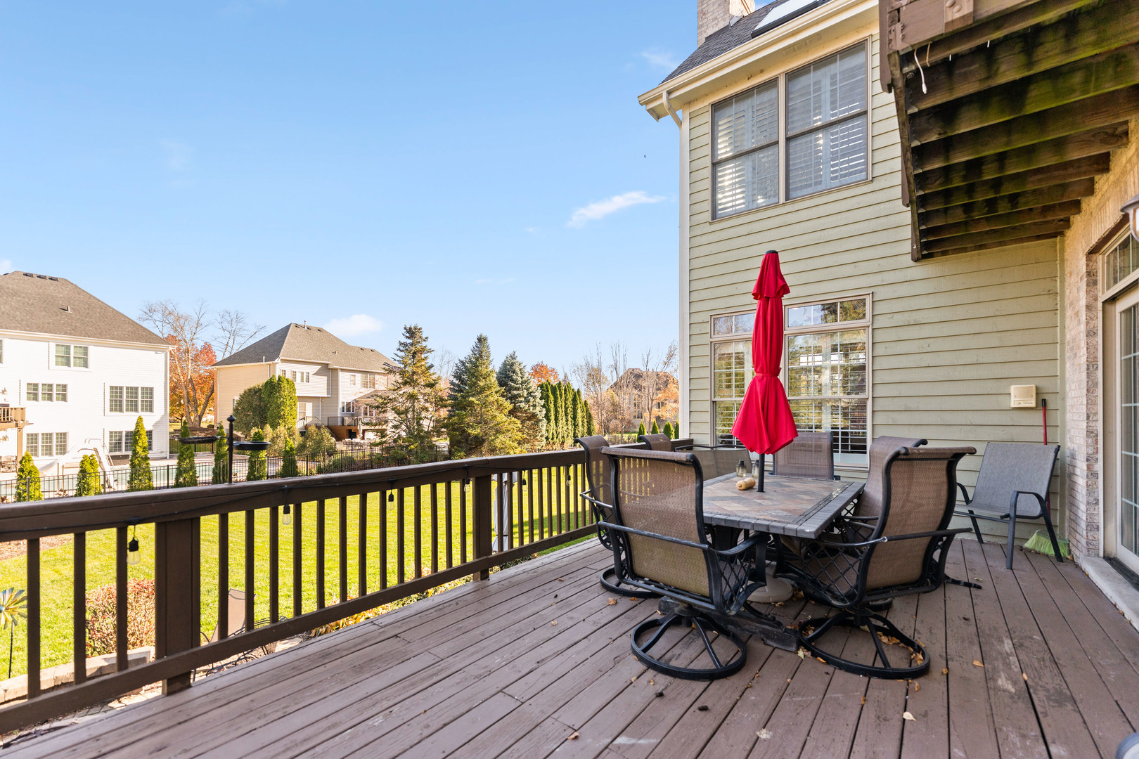 3N943 Ralph Waldo Emerson Lane