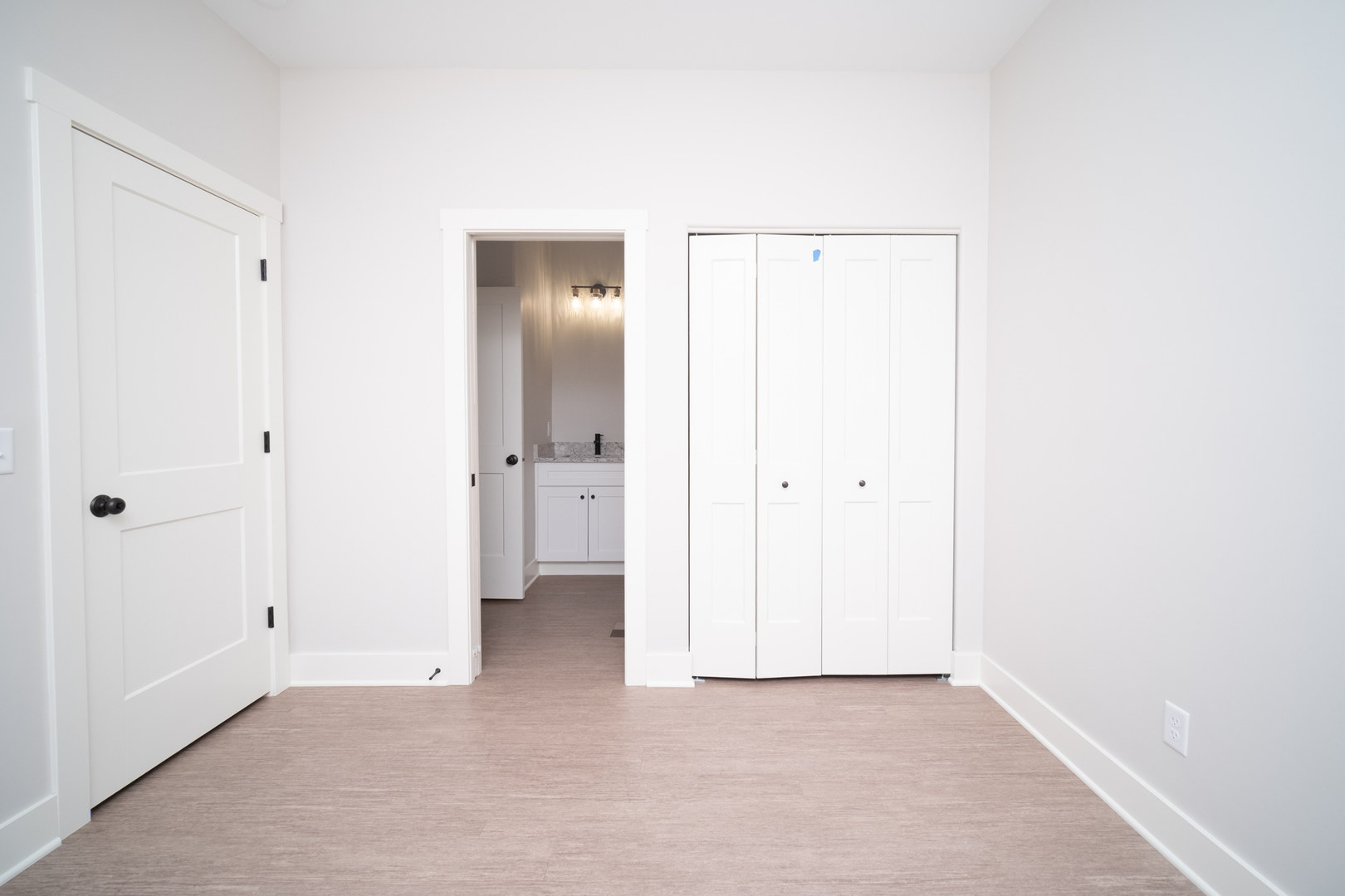 607 Anjali Court Unit: R