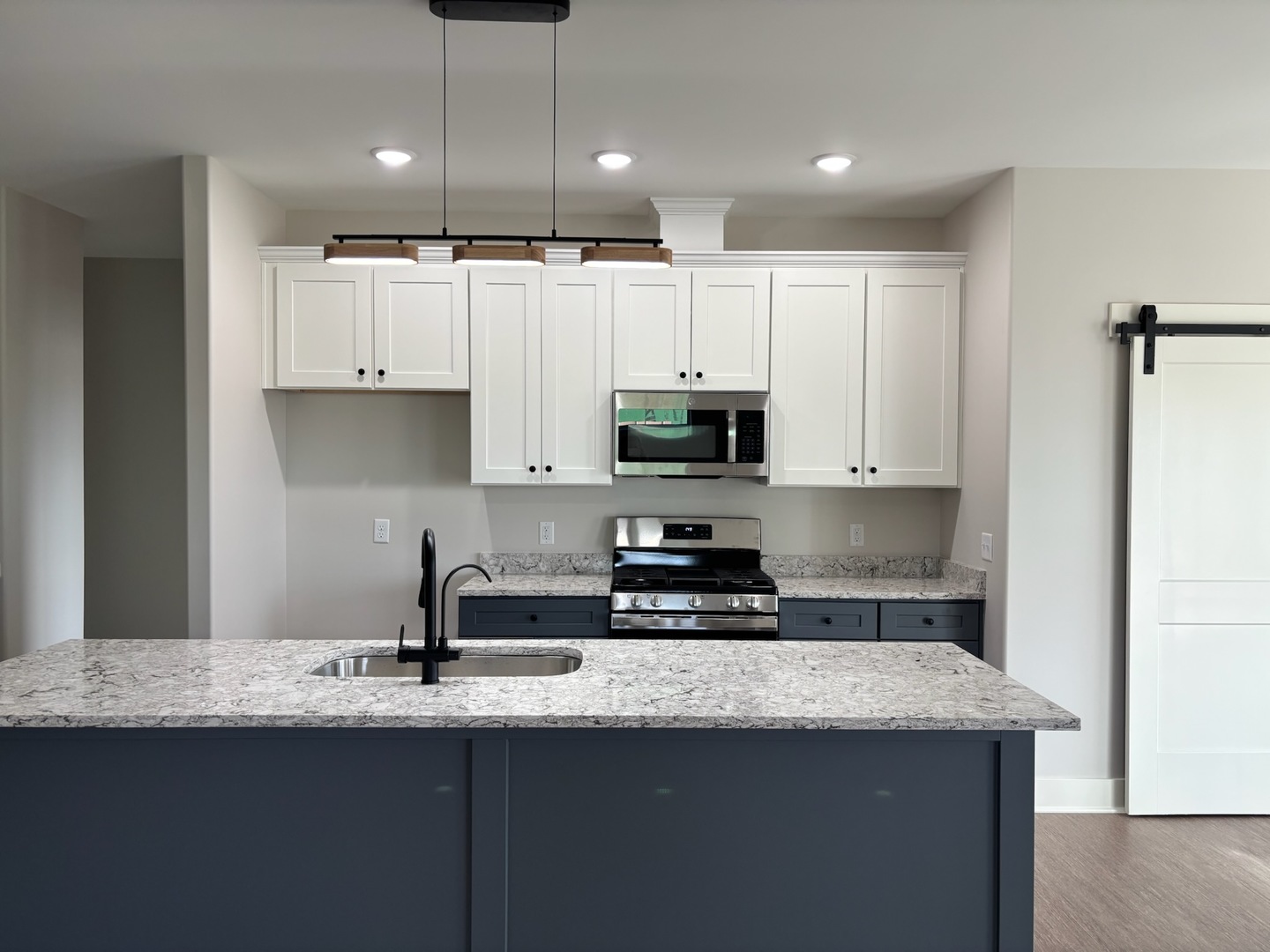 607 Anjali Court Unit: R