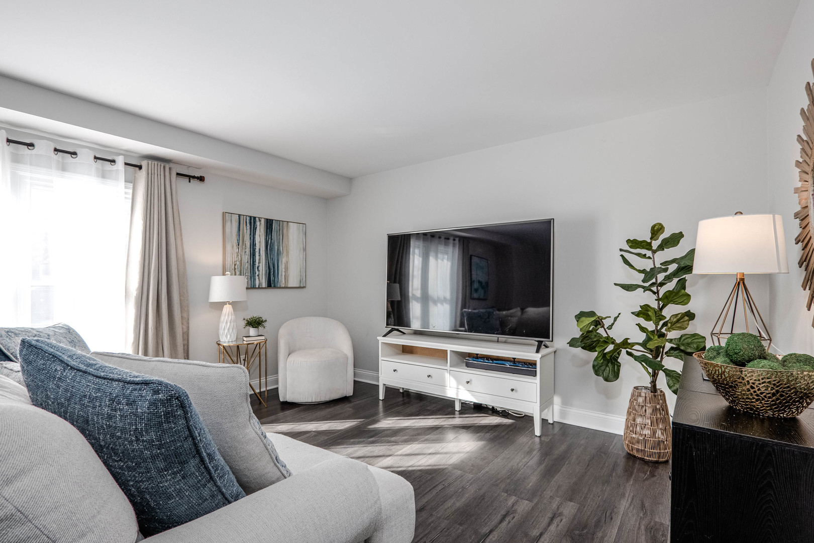 965 Independence Avenue