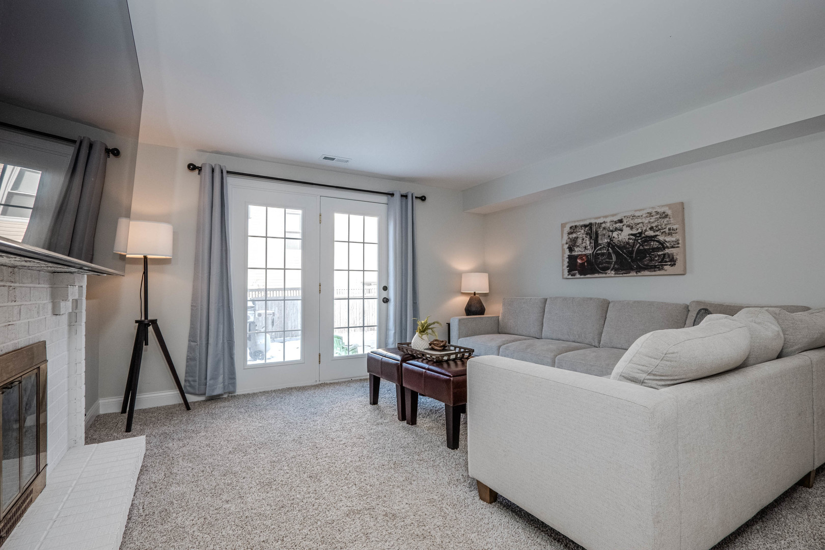 965 Independence Avenue