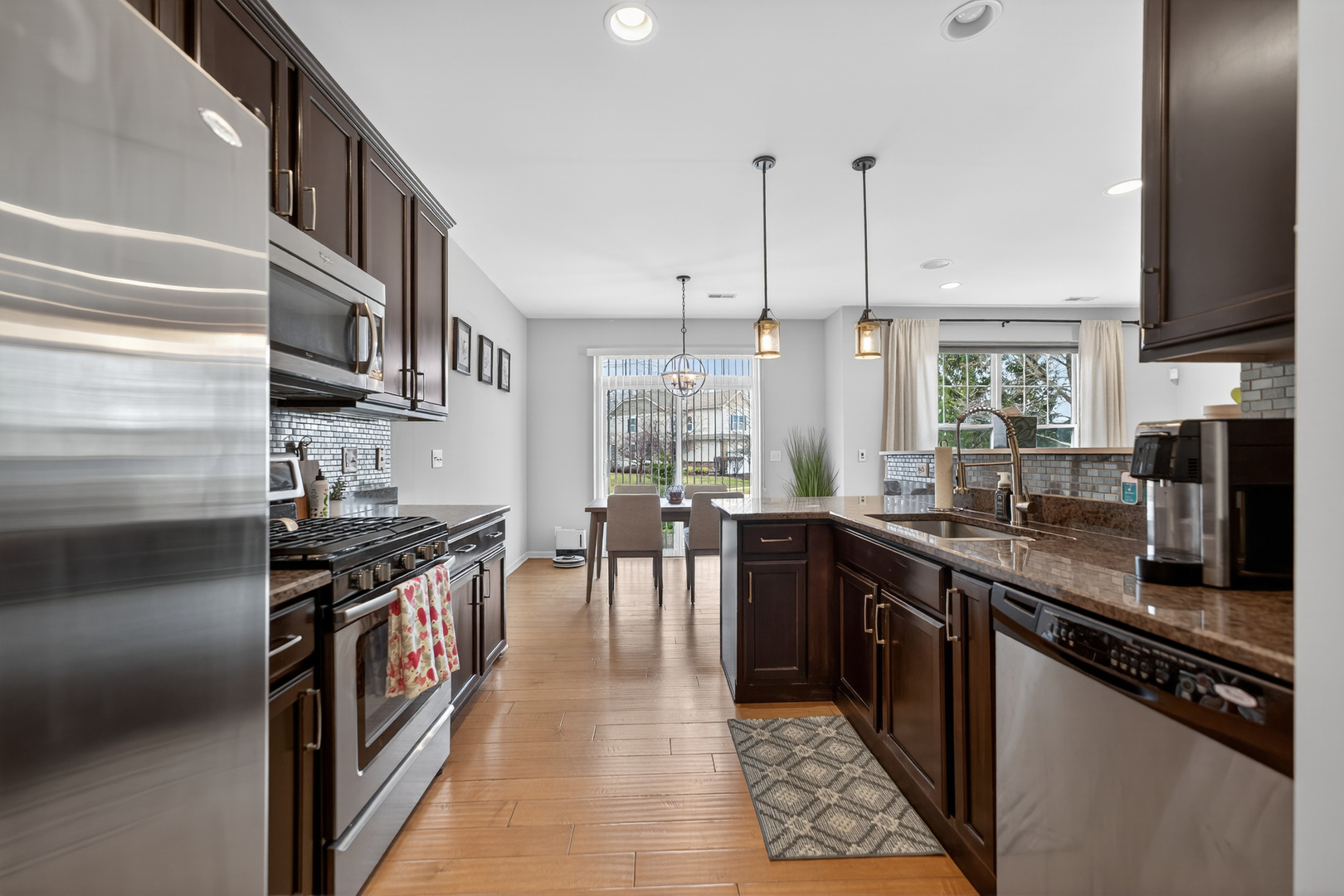 6N385 Whitmore Circle Unit: B